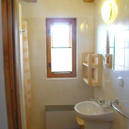 Alojamento de Turismo Selvagem Przy Lesie Werblinia